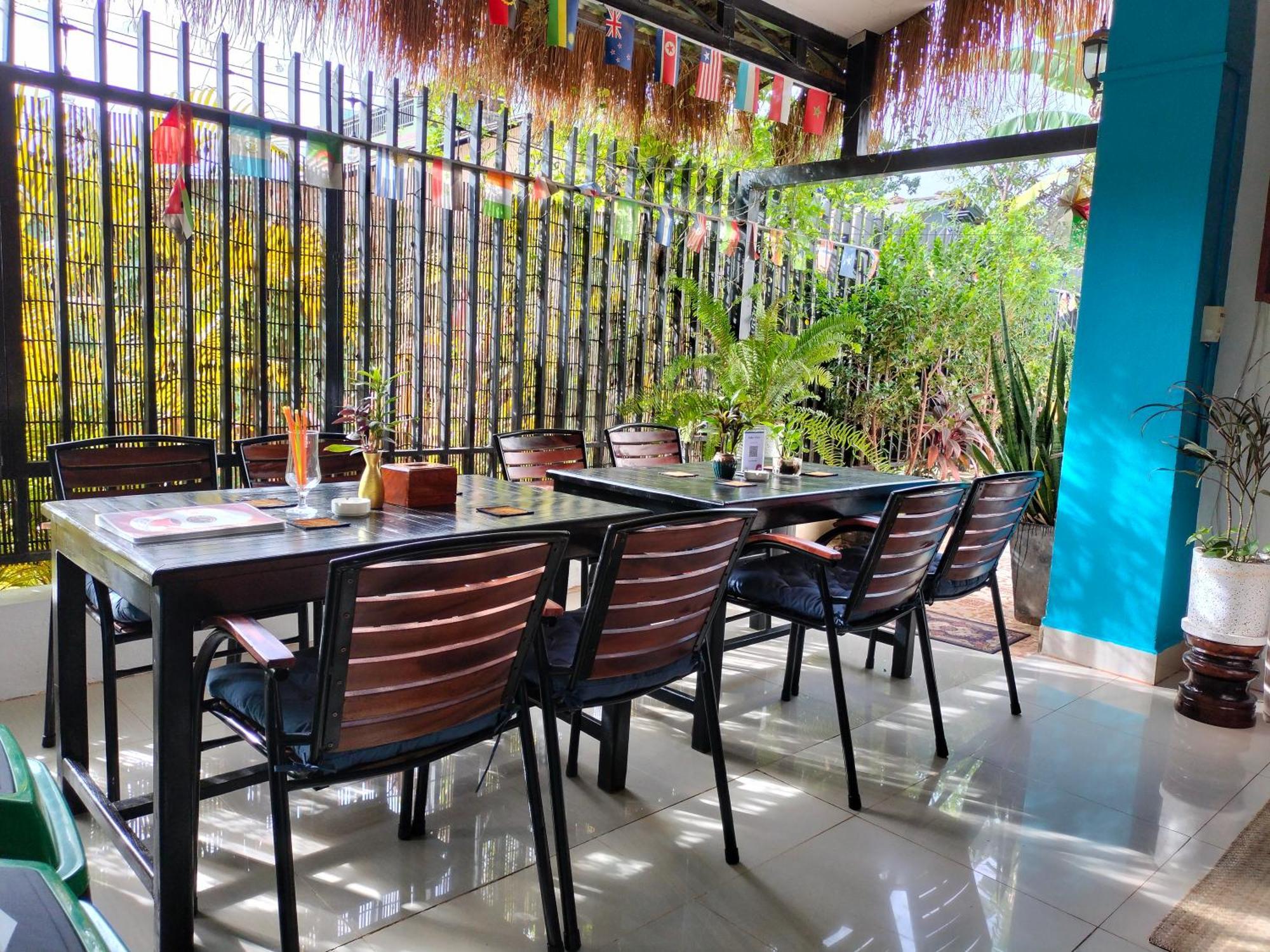 Bed & Bedzzz Hostel Siem Reap Ngoại thất bức ảnh