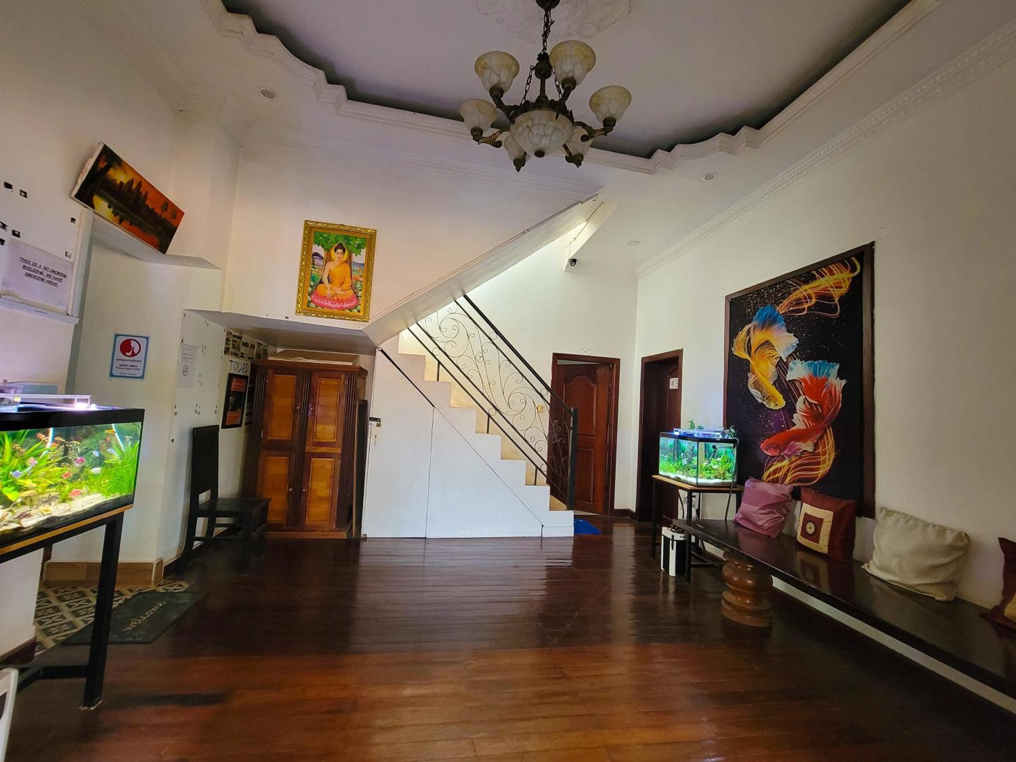 Bed & Bedzzz Hostel Siem Reap Ngoại thất bức ảnh