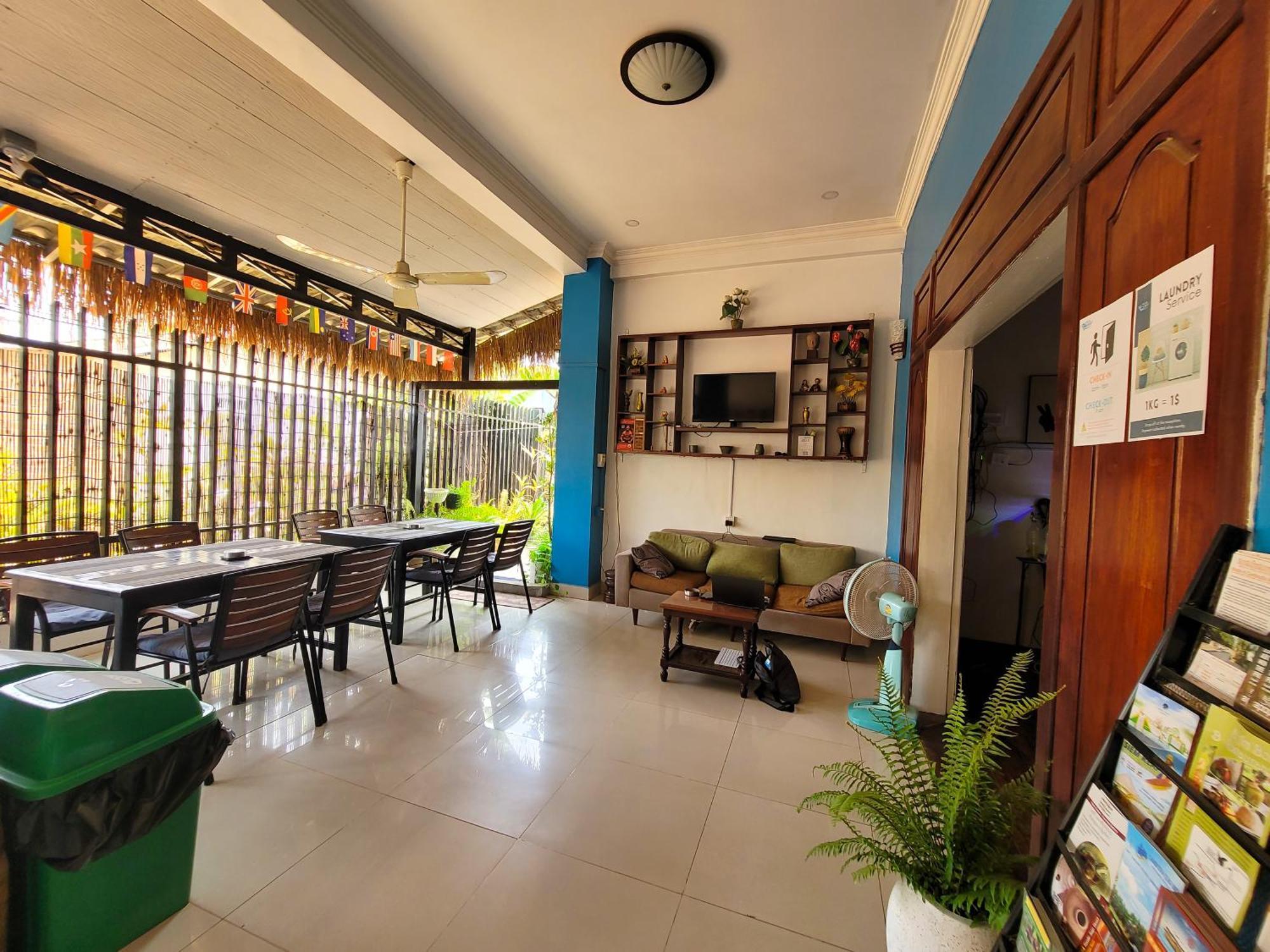 Bed & Bedzzz Hostel Siem Reap Ngoại thất bức ảnh