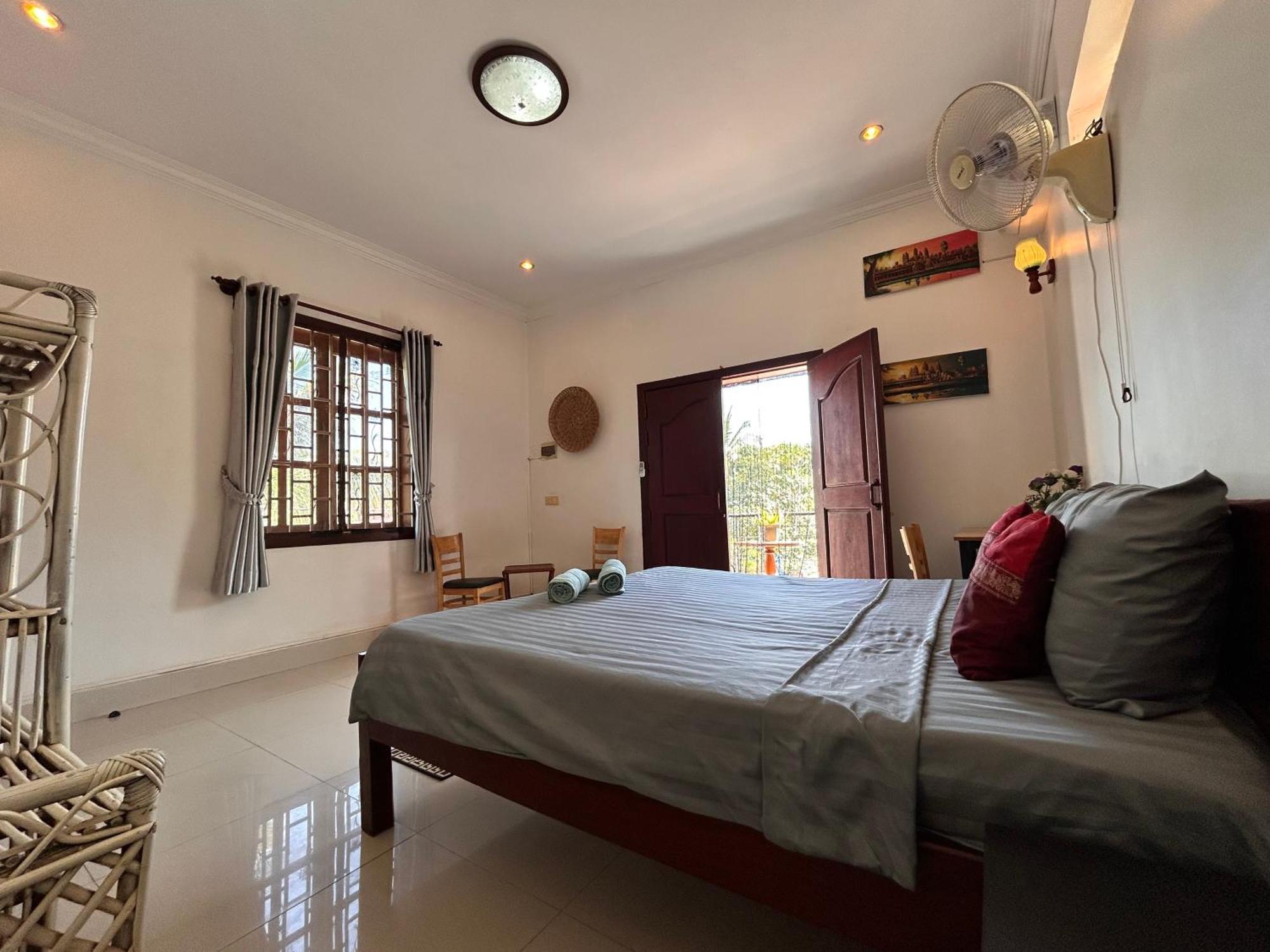 Bed & Bedzzz Hostel Siem Reap Ngoại thất bức ảnh