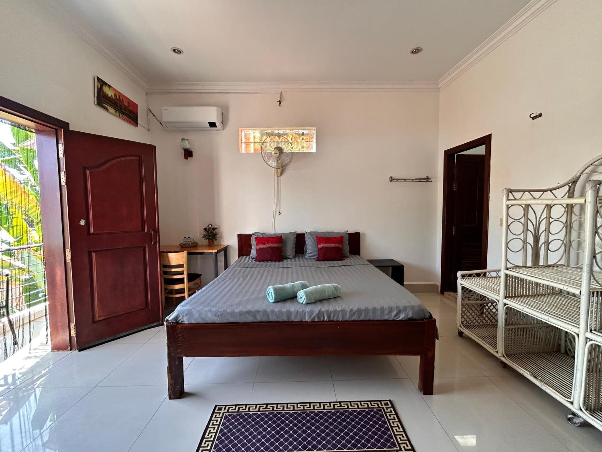 Bed & Bedzzz Hostel Siem Reap Ngoại thất bức ảnh